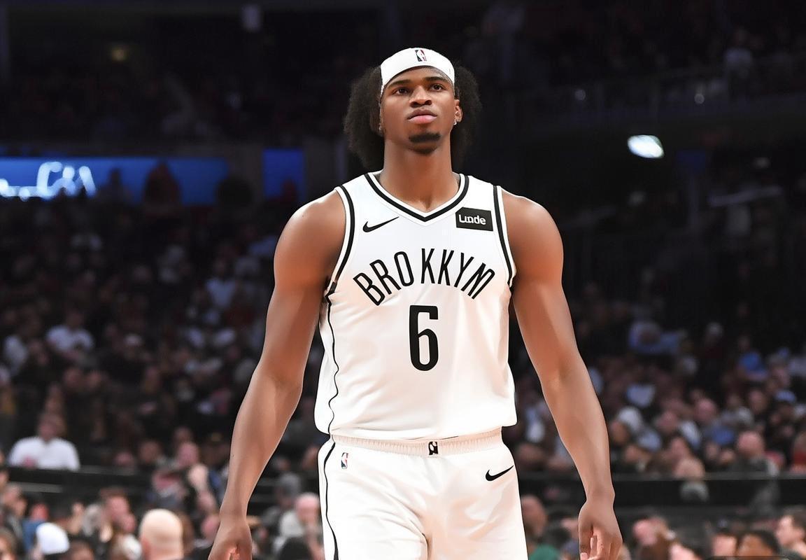 迈克尔·波特在布鲁克林篮网逆袭：三分投篮精准展现即战力